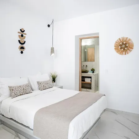 Kyma Perissa (Santorini)