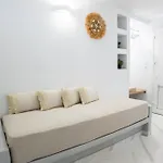 Kyma Perissa (Santorini)